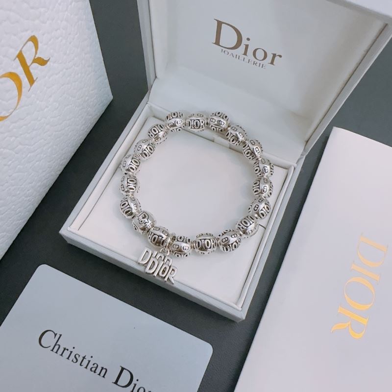 chr1st1an D10r bracelets
